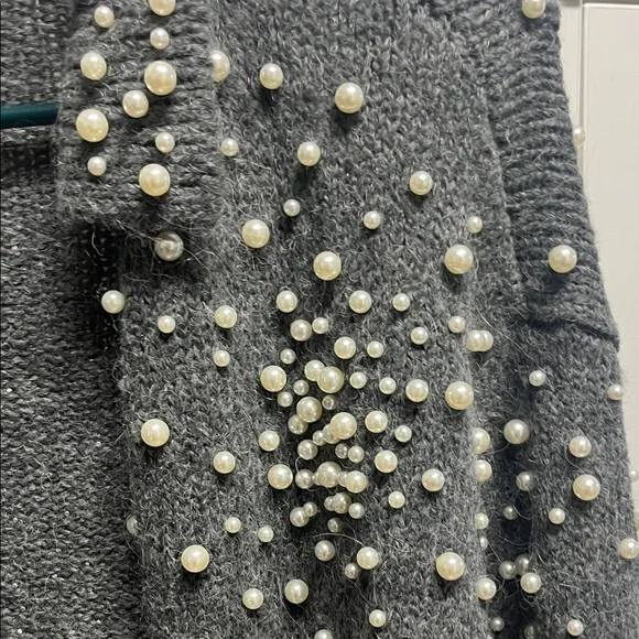 Zara Gray Pearl-Studded Sweater - Picture 4 of 5